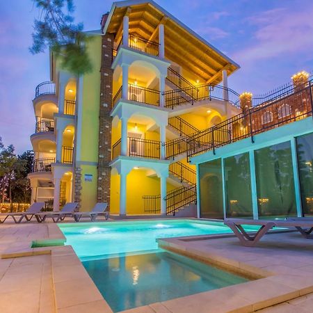 Palace Paulina Luxury Residence Нови Винодолски Екстериор снимка